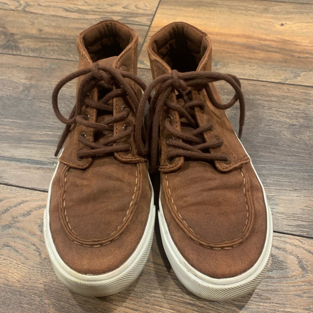 Boys boots. Size 2